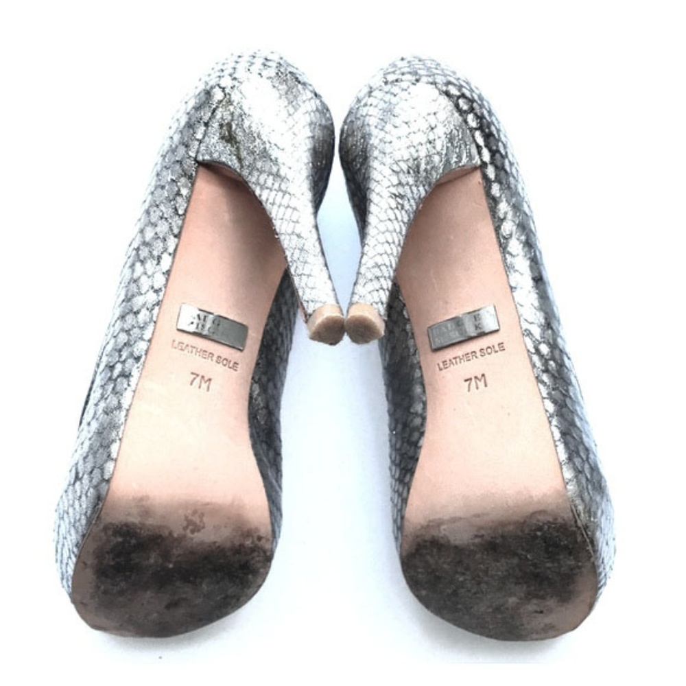 Badgley Mischka Metallic Python Peep Toe Heels - Picture 7 of 8